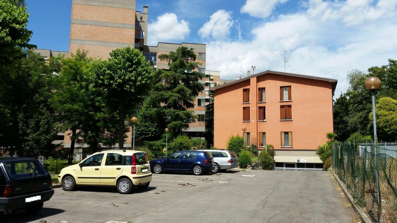 Bologna Studio Flat 111 Via Francesco Zanardi Villa Exterior foto